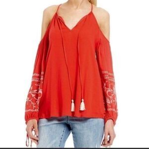 Gibson Latimer Embroidered Tassel Cold Shoulder Peasant Top Blouse Small Red